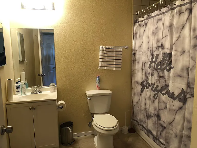 420 N Pleasant Valley Rd #301 — Photo 6