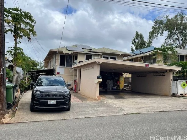 1542 Meyers St, Honolulu, HI 96819