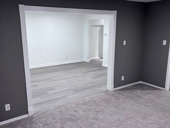 5th image of 6004 Westridge Ln APT 703