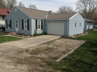 1512 Griswold Ave, Sterling, IL 61081