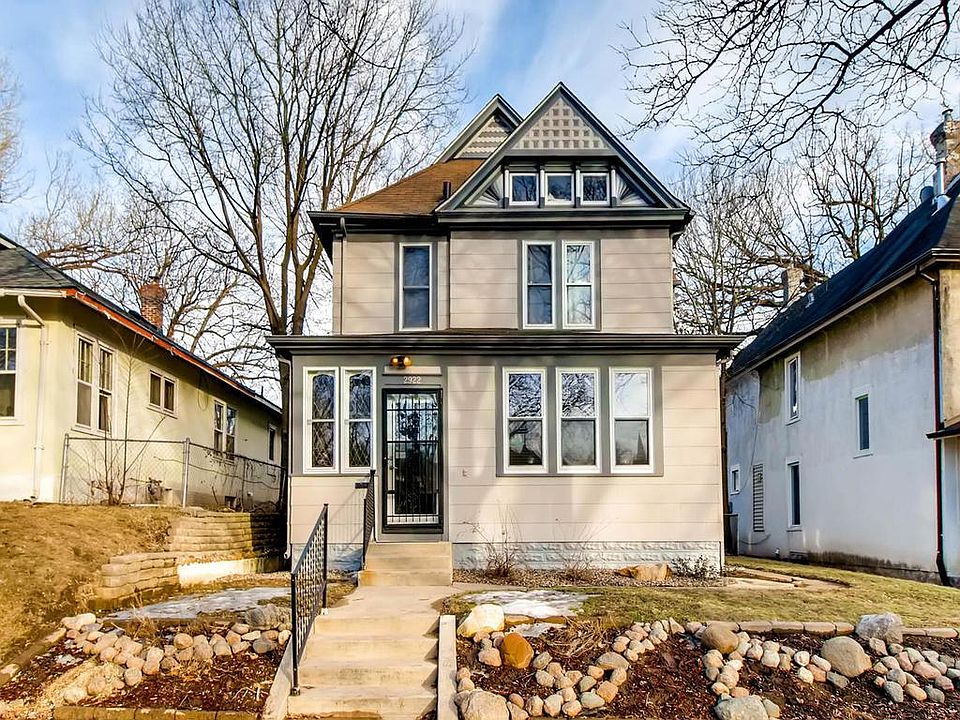 1st image of 2922 Colfax Ave N