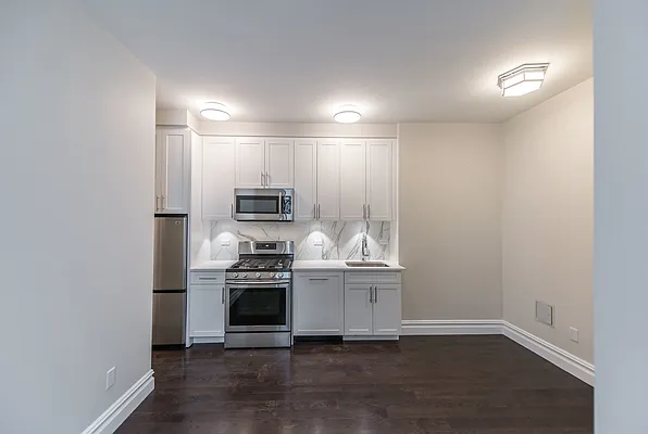 Rented by Compass | media 26