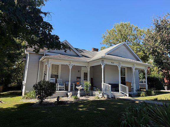 3rd image of 403 Logan Ave