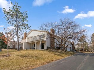 1661 W 140th St, Burnsville, MN 55337