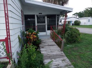 13227 Lemon Ave, Grand Island, FL 32735