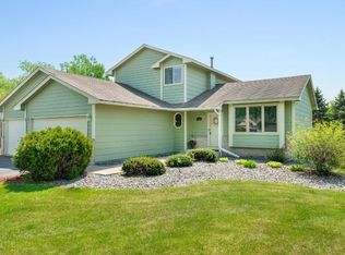 466 83rd Ln NW, Coon Rapids, MN 55433