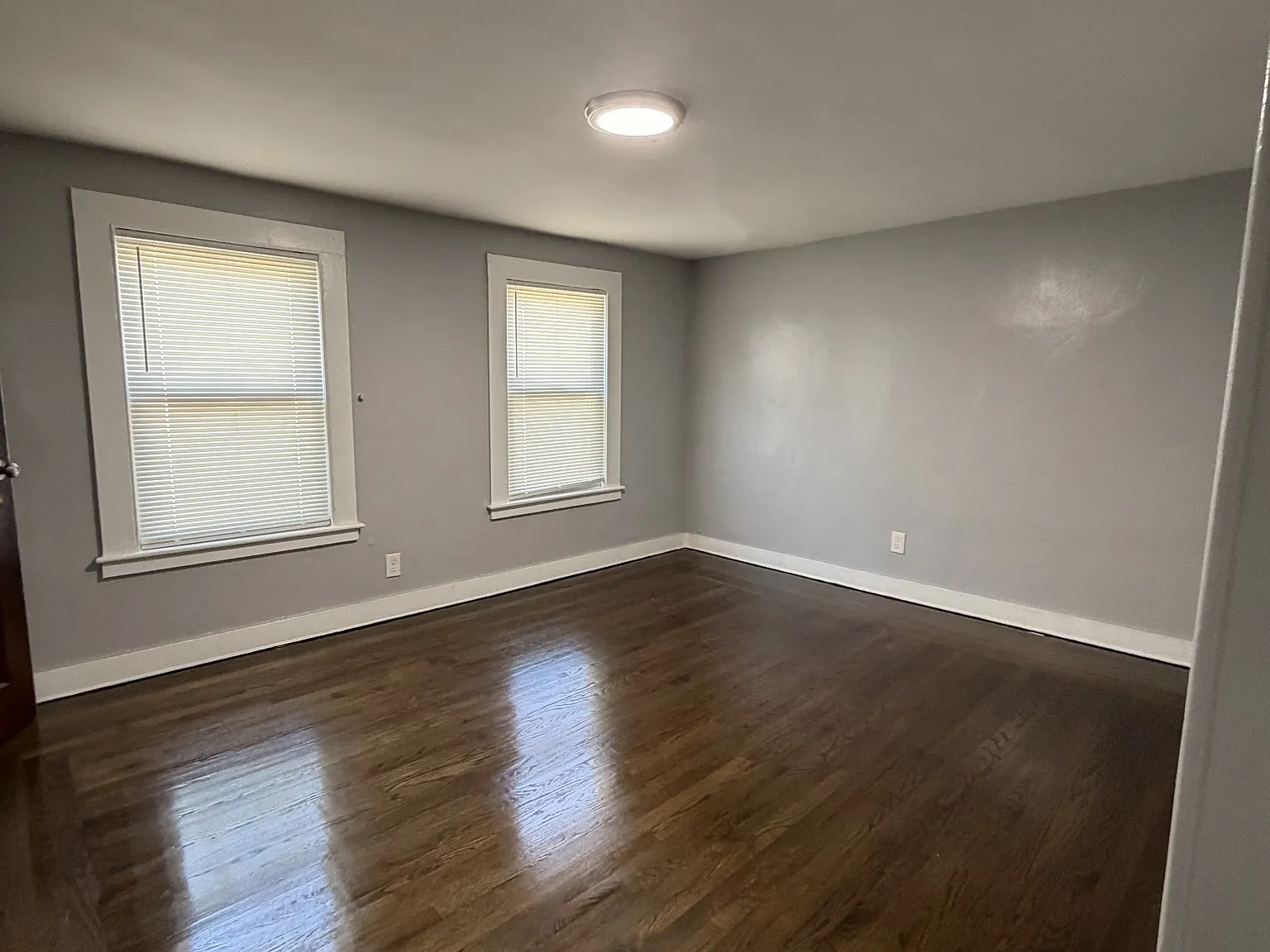 5 bed, 1358 sqft, $2,650 — Photo 4