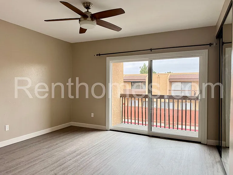 9405 Gold Coast Dr #A8 — Photo 13