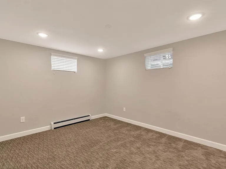 1641 S Sherman St — Photo 18