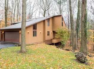 5396 Springview Dr, Fayetteville, NY 13066