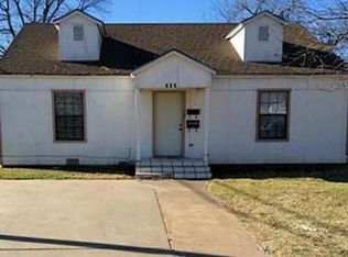693 E North 15th St, Abilene, TX 79601
