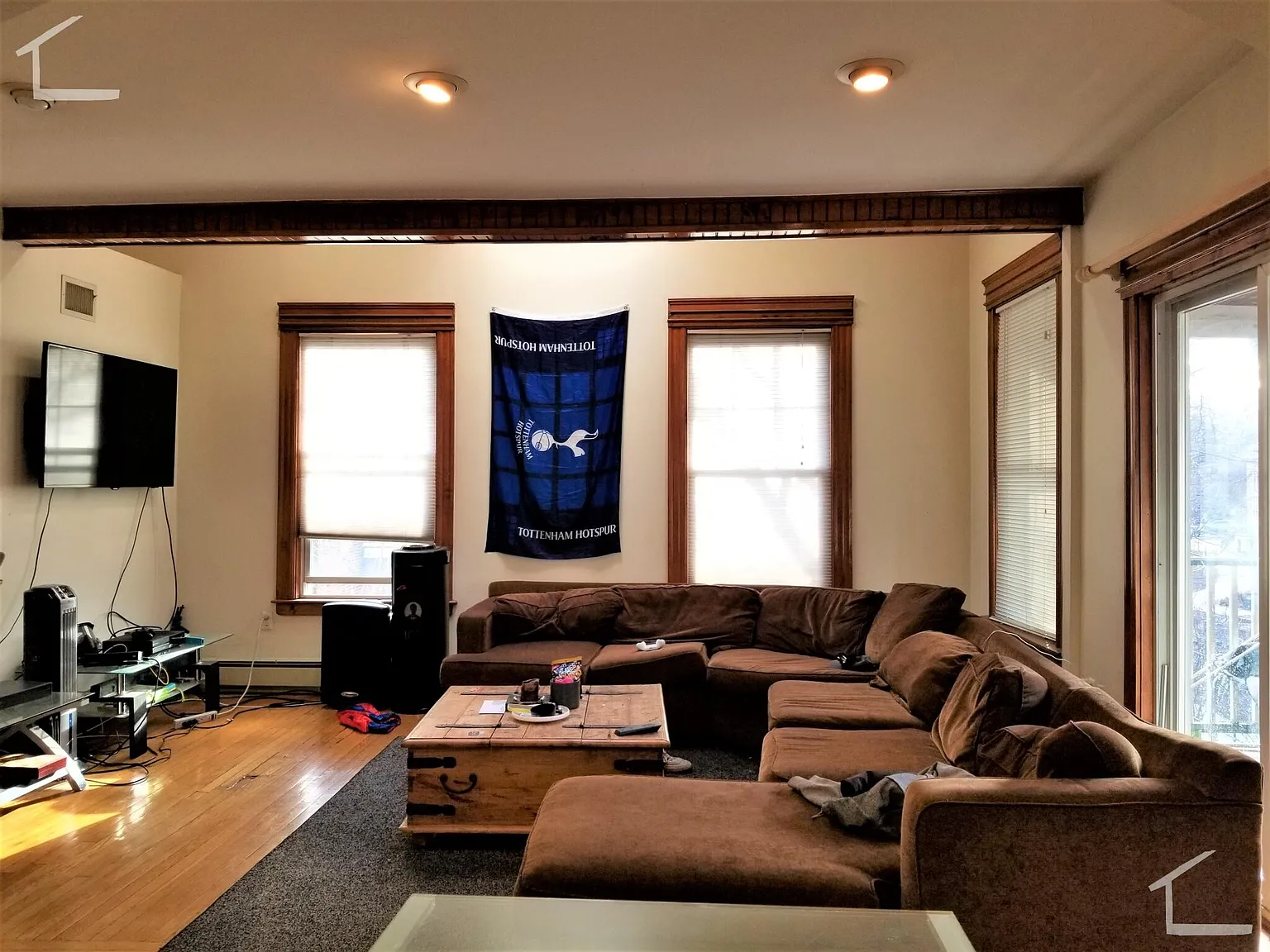 5 bed, 9999 sqft, $7,900 — Photo 3