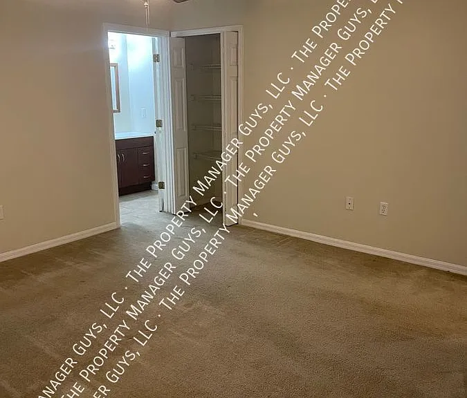 155 Chestnut Ave — Photo 17