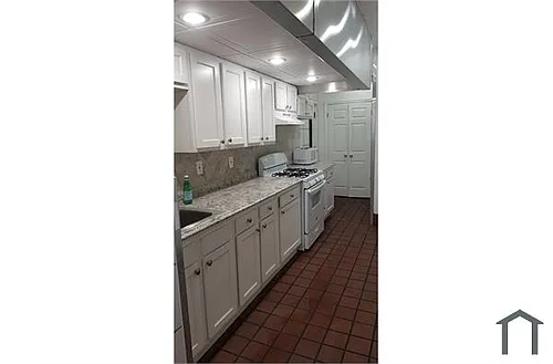 5501 Belair Rd Photo 1