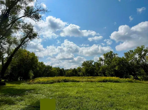 0 Telegraph Rd, Davenport, IA 52804