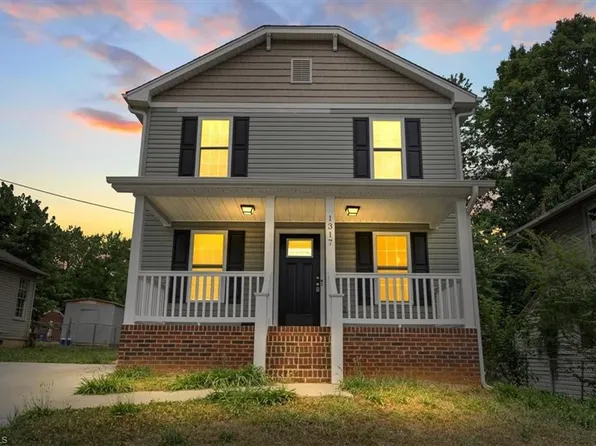 1317 Hardesty Ln, Winston Salem, NC 27101