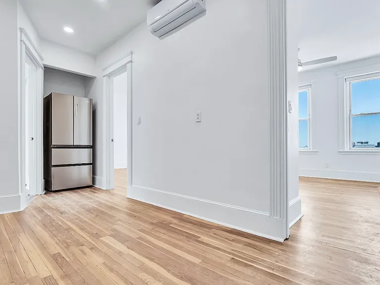 1024 Commonwealth Ave #506 — Photo 3