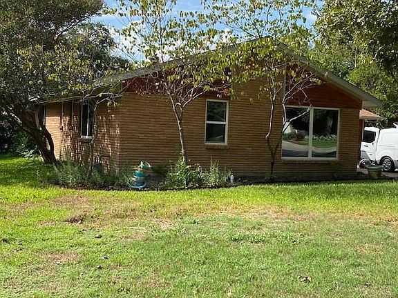 2nd image of 5724 Walla Ave