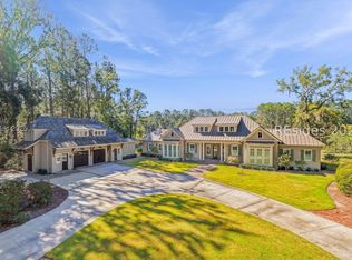 262 Spanish Moss Ln, Richmond Hill, GA 31324