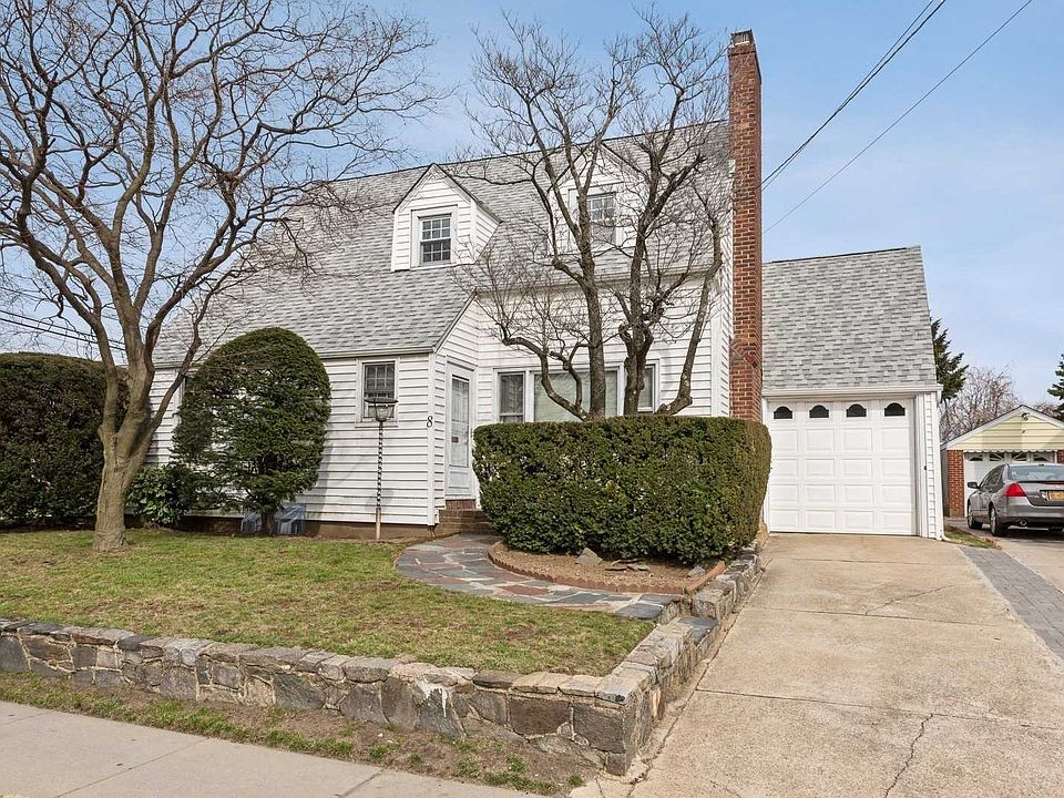 1st image of 8 New Hyde Park Rd