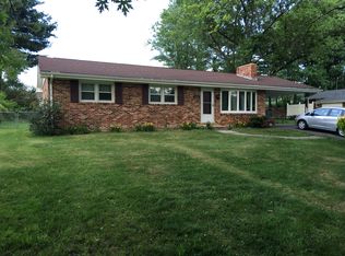 6658 Riverview Dr, Radford, VA 24141