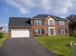 8311 Northwalk Dr, Roanoke, VA 24019