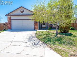 4135 Solarglen Dr, Colorado Springs, CO 80916