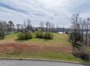 108 Docks Of The Bay Dr, Harriman, TN 37748