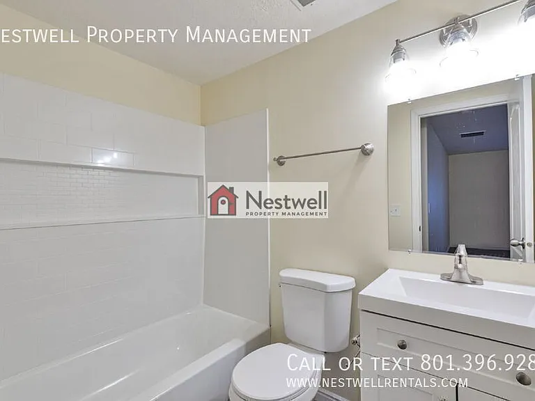 6838 W Grevillea Ln — Photo 22
