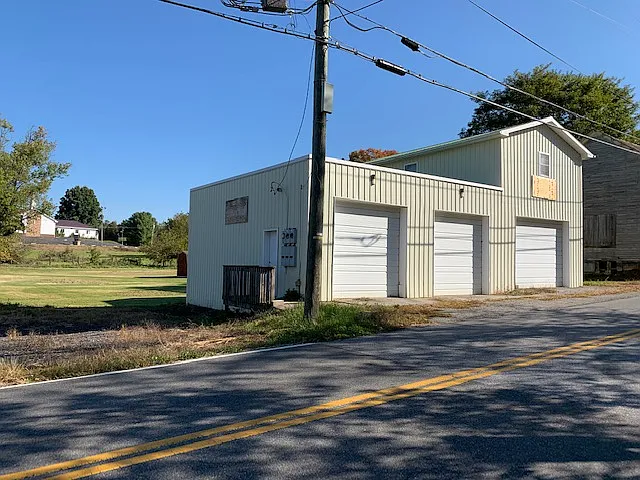 Studio, 1000 sqft, $1,000 — Photo 3