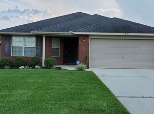 2427 Flintstone Dr, Cantonment, FL 32533