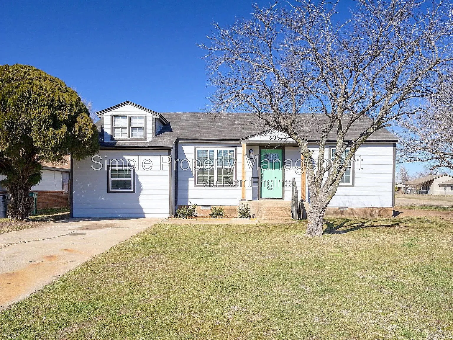 4 bed, 1.0 bath, 1110 sqft, $1,250 — Photo 1