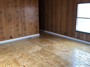 38561 Quail Trl, Mc Cook, NE 69001
