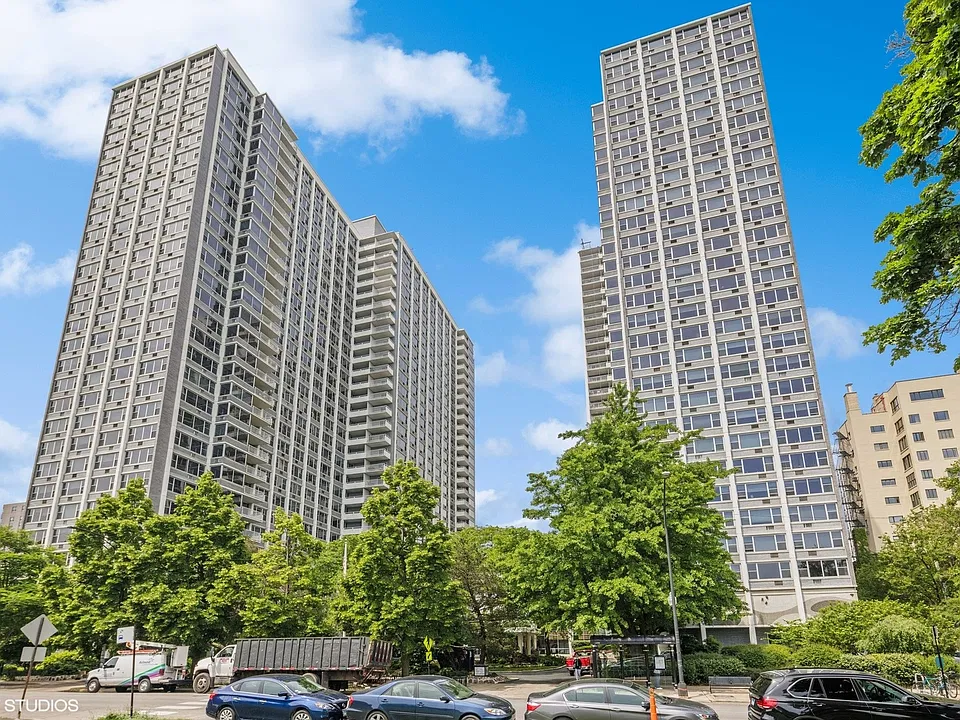4250 N Marine Dr #1804