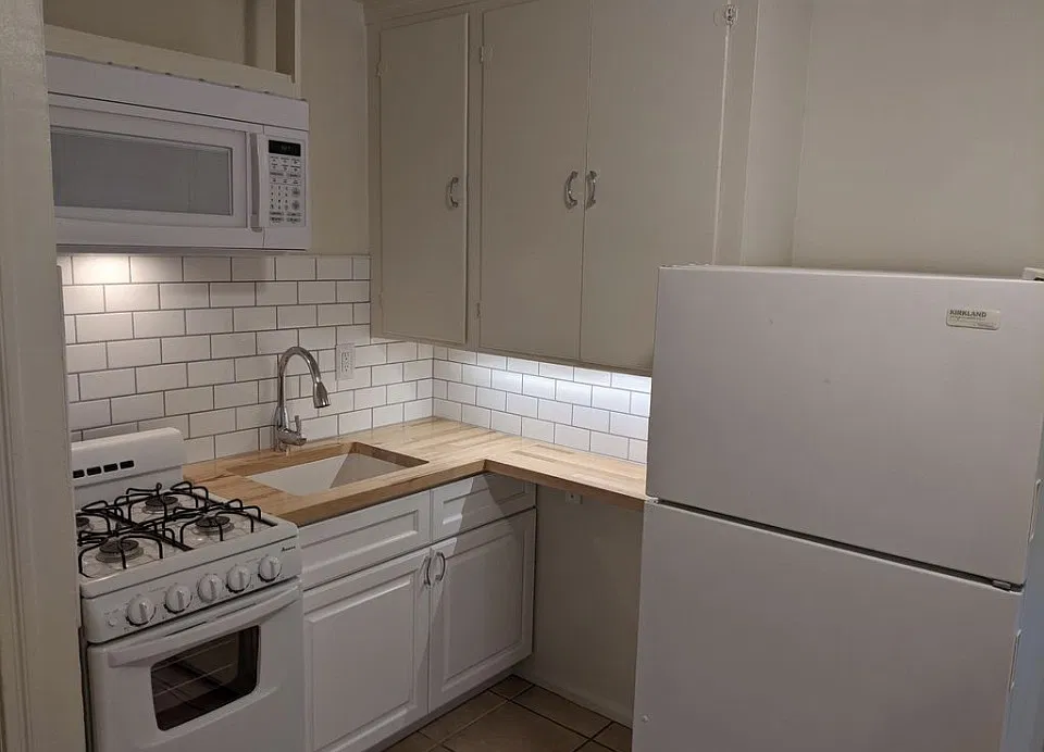 306 Cliff St — Photo 4