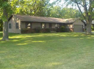 7450 Haymaker Ln, Cherry Valley, IL 61016