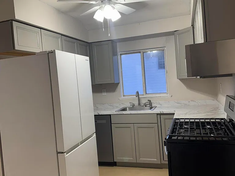 1015 Rathbun Ave #2 — Photo 5