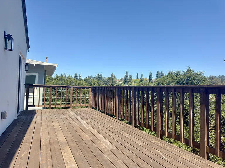 914 Everett Ave — Photo 41