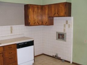 5th image of 3215 Barton St