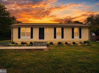 26407 Hillendale Rd, Hollywood, MD 20636
