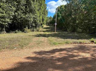 Bluegrass Rd, Nashville, AR 71852