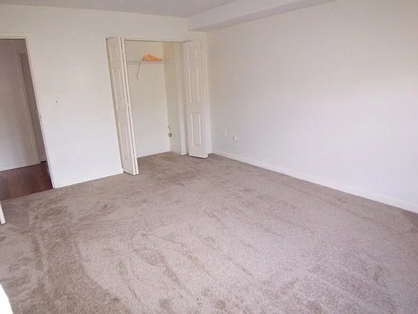 1 Watermill Pl #426 — Photo 7