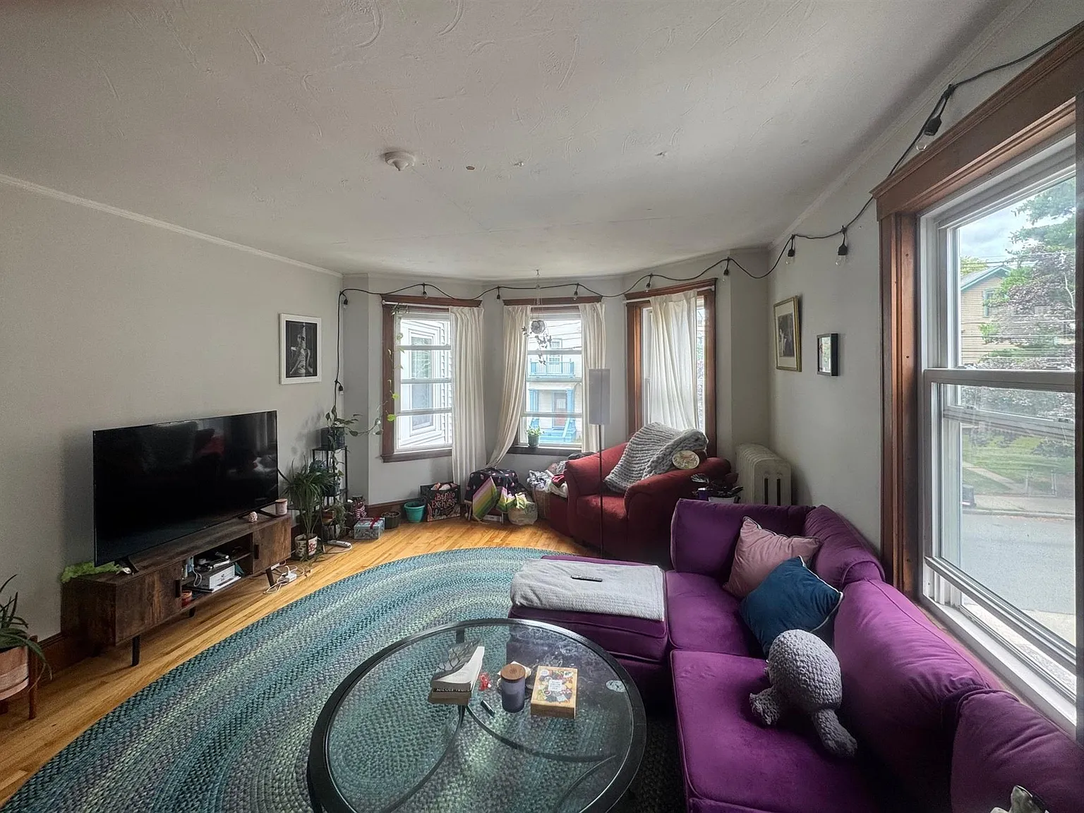3 bed, 1100 sqft, $4,250 — Photo 4