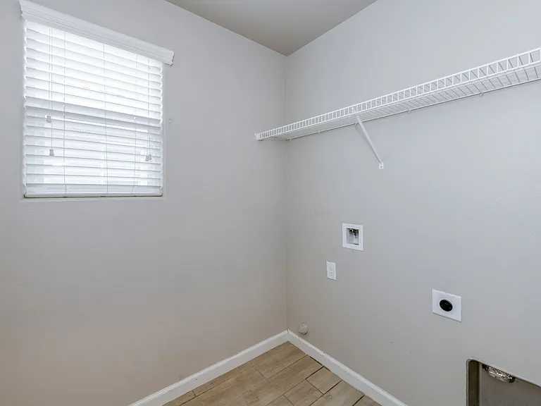 3654 Parkstone Way — Photo 8