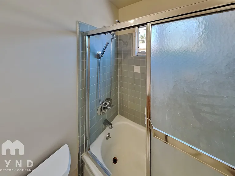 481 Auburn Way #4 — Photo 8