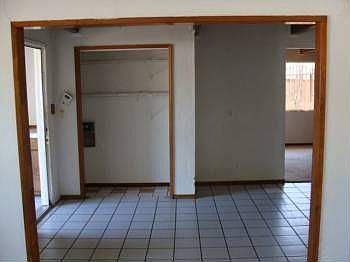 2nd image of 1472 Ashland Dr