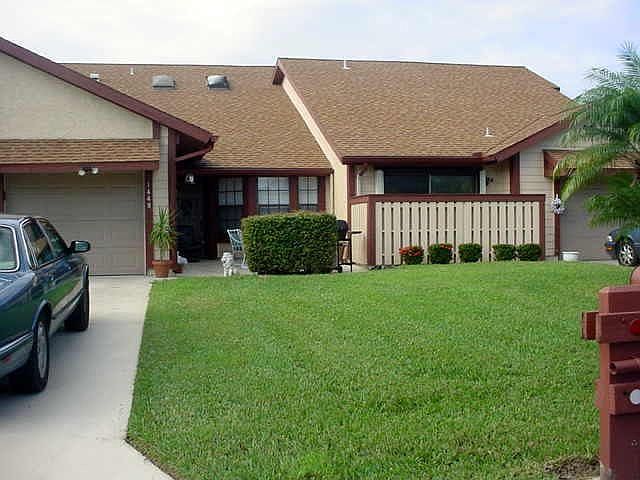 1st image of 1449 SE Colchester Cir