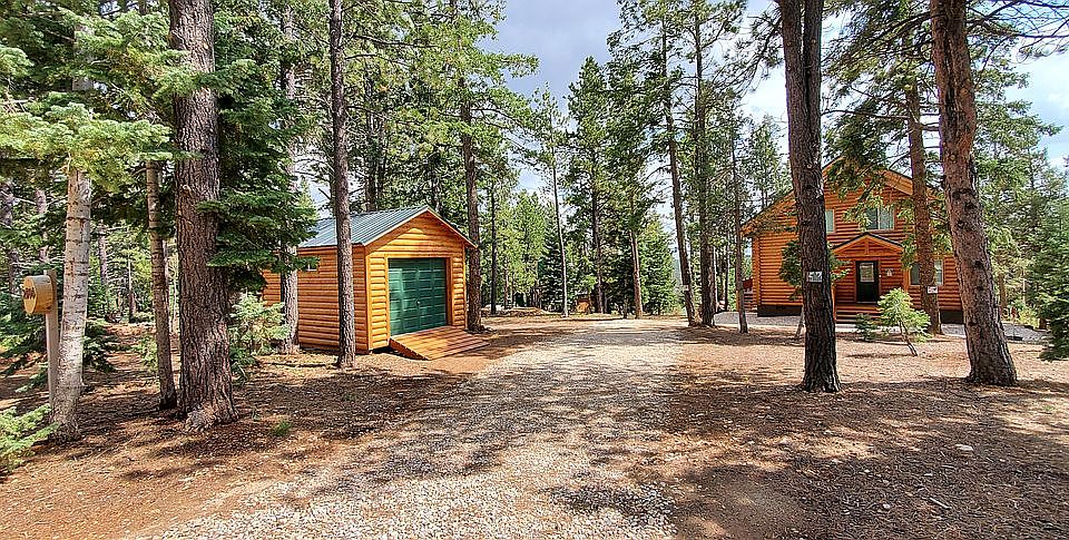 Cabin Outside Front View 4
