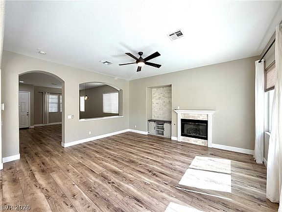5th image of 7919 Quiet Canyon St