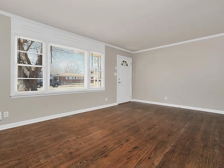 3930 Telstar Cir SW — Photo 10
